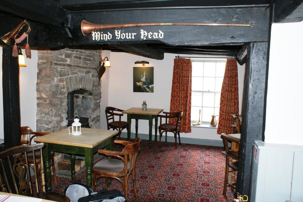 The Old Black Lion Hay-On-Wye Eksteriør billede
