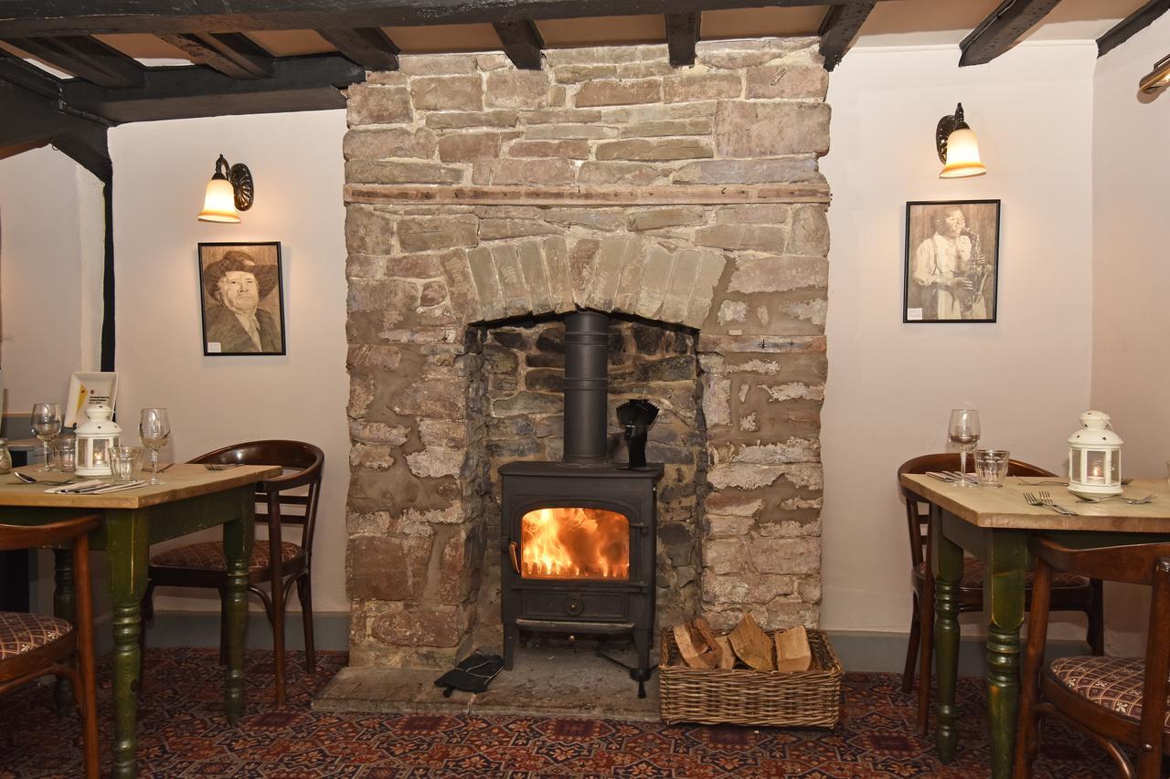 The Old Black Lion Hay-On-Wye Eksteriør billede